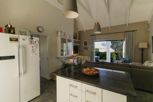 2 Bedroom Property for Sale in Sandbaai Western Cape